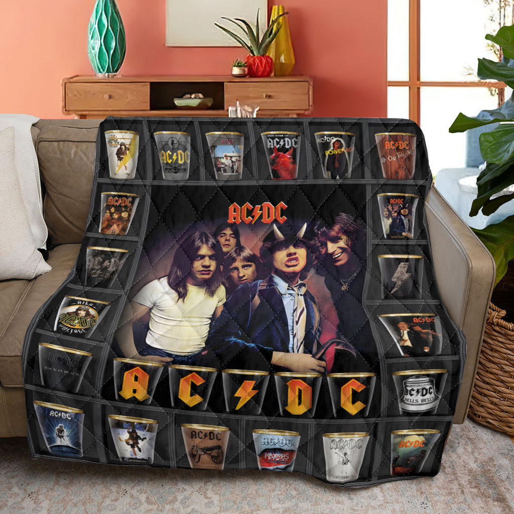 AC/DC Quilt Blanket – TANTN 10489