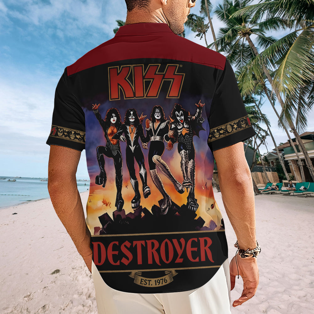 KISS Short Sleeve Button-Down Shirt – TMTHU7128