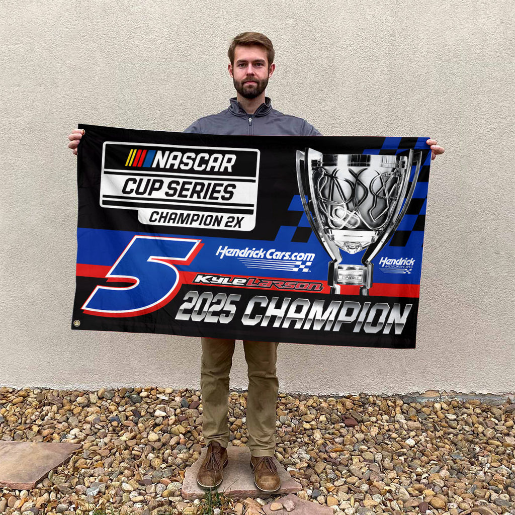 Kyle Larson 2025 NASCAR Cup Series Champion 3D Double-side House Flag – TANTN18392