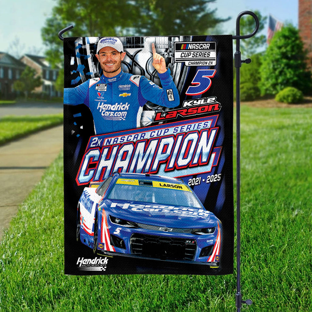 Kyle Larson 2025 NASCAR Cup Series Champion Double-side Garden Flag – HOATT14544