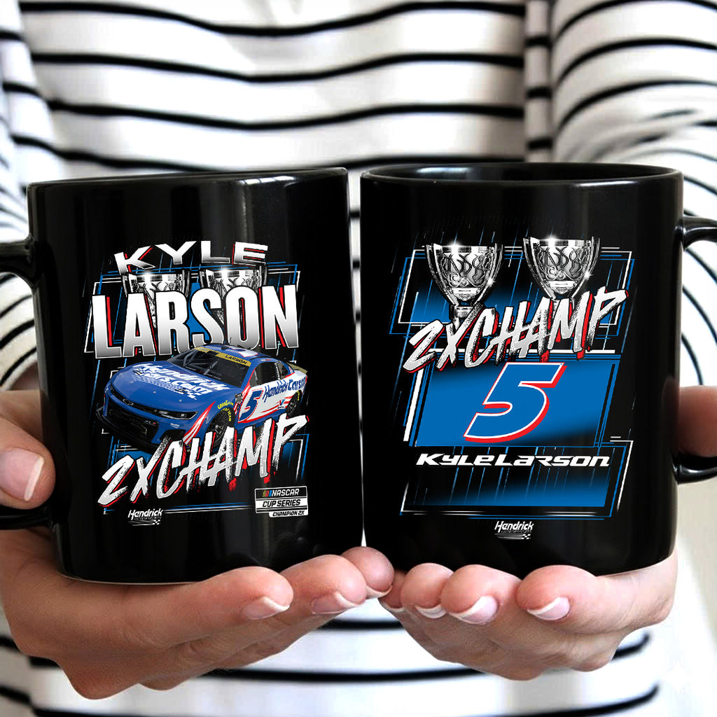 Kyle Larson 2025 NASCAR Cup Series Champion Ceramic Mug – TANTN18428