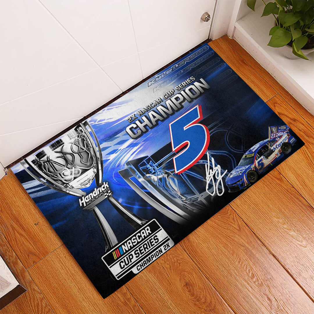Kyle Larson 2025 NASCAR Cup Series Champion Doormat – HOATT14514