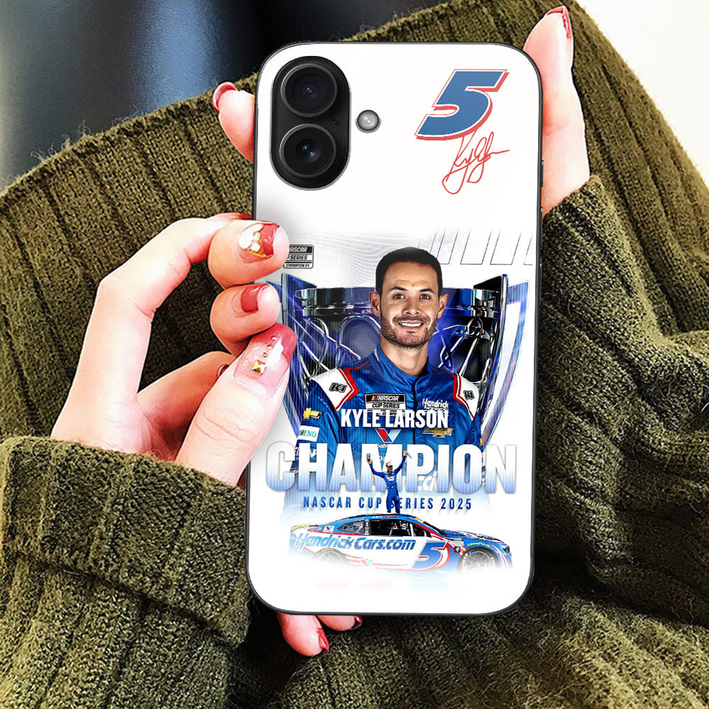 Kyle Larson Nascar Cup Series Champion Phone Case – TMTHU2024