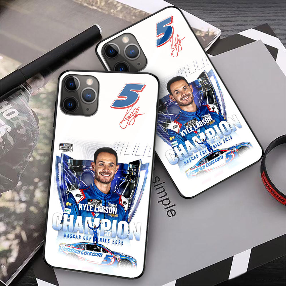 Kyle Larson Nascar Cup Series Champion Phone Case – TMTHU2024