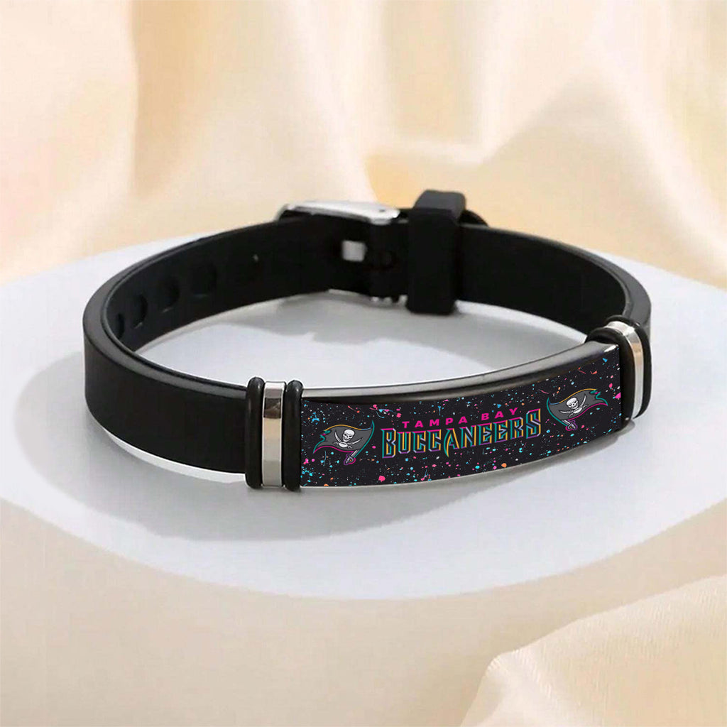 Tampa Bay Buccaneers Crucial Catch 2025 Photo Bracelet – TANTN15969