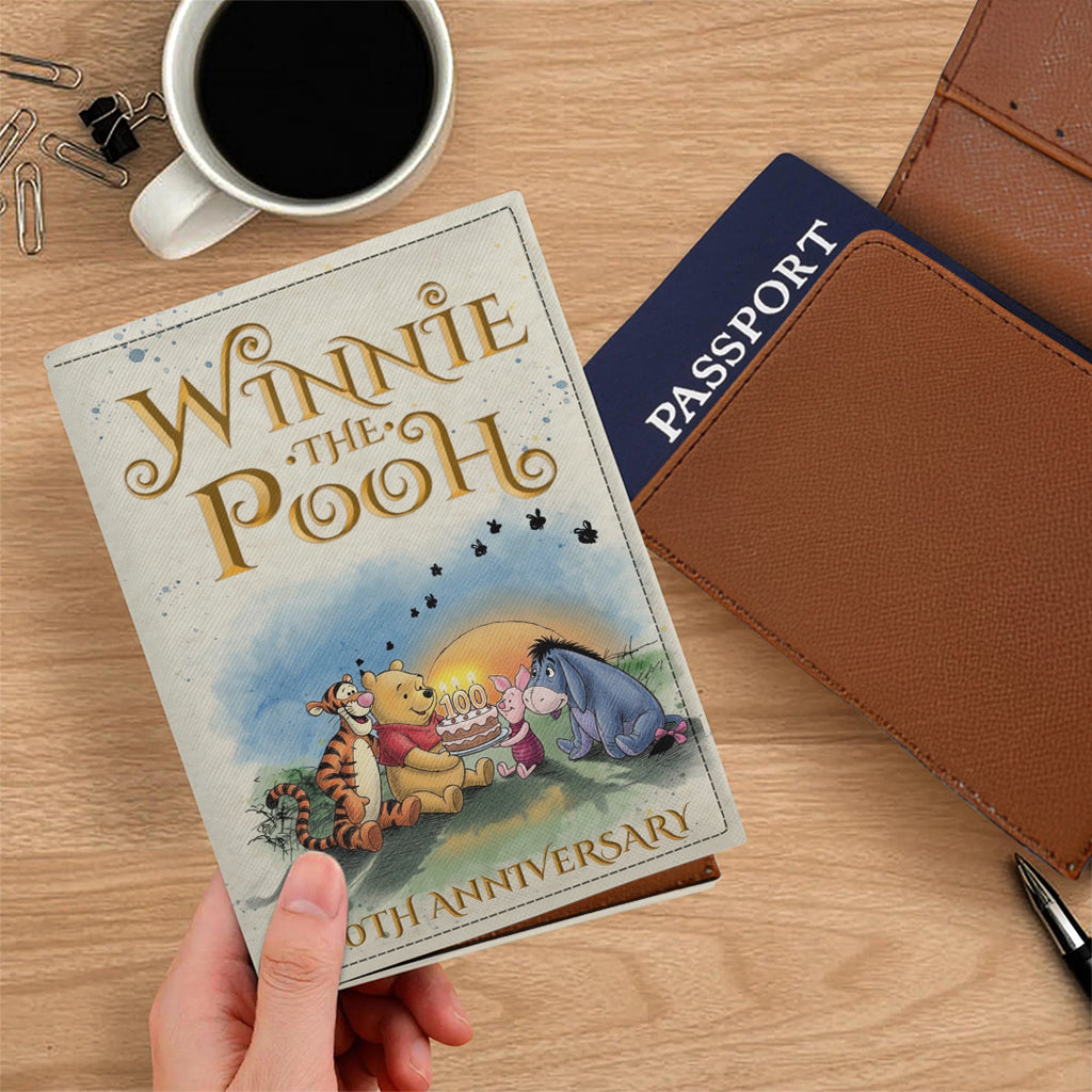 Winnie-the-Pooh 100th Anniversary Leather Passport Cover – TMTHU6250