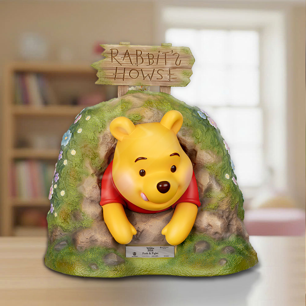 Winnie-the-Pooh Custom Shape Acrylic Plaque – TMTHU4039